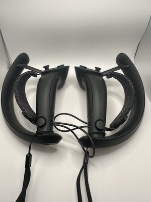 Valve Index Controllers Pair Fully Functional With Straps