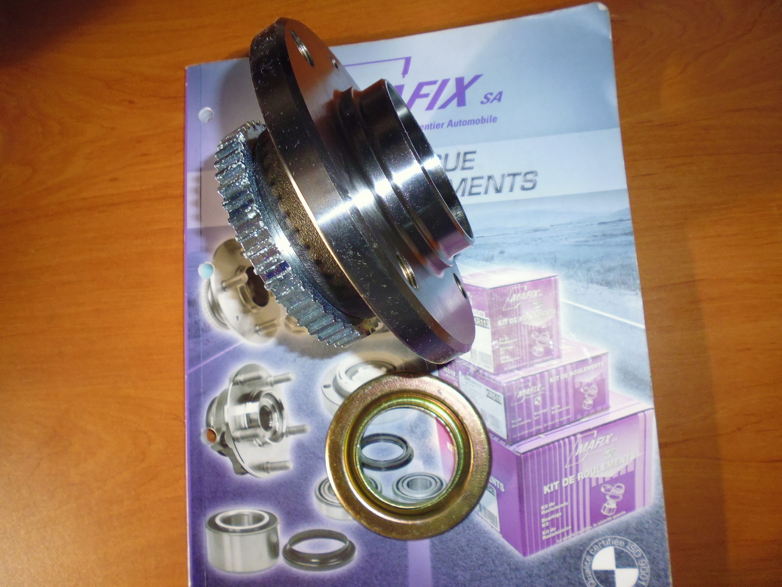 Jeu 2 roulements de roue arriere g d Xantia break avec bague ABS reference LDPA4