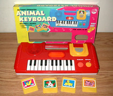 ANIMAL KEYBOARD WITH PIANO AND THREE MELODIES BATTERY OPERATED