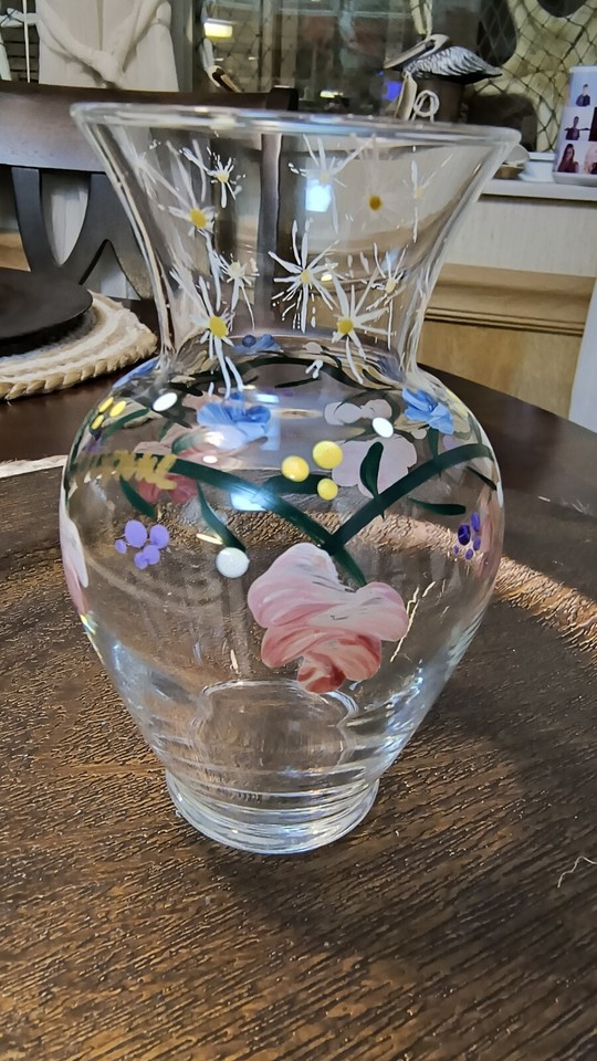 ME NOT GIFTS HAND PAINTED And Signed Beautiful BUD VASE Dainty