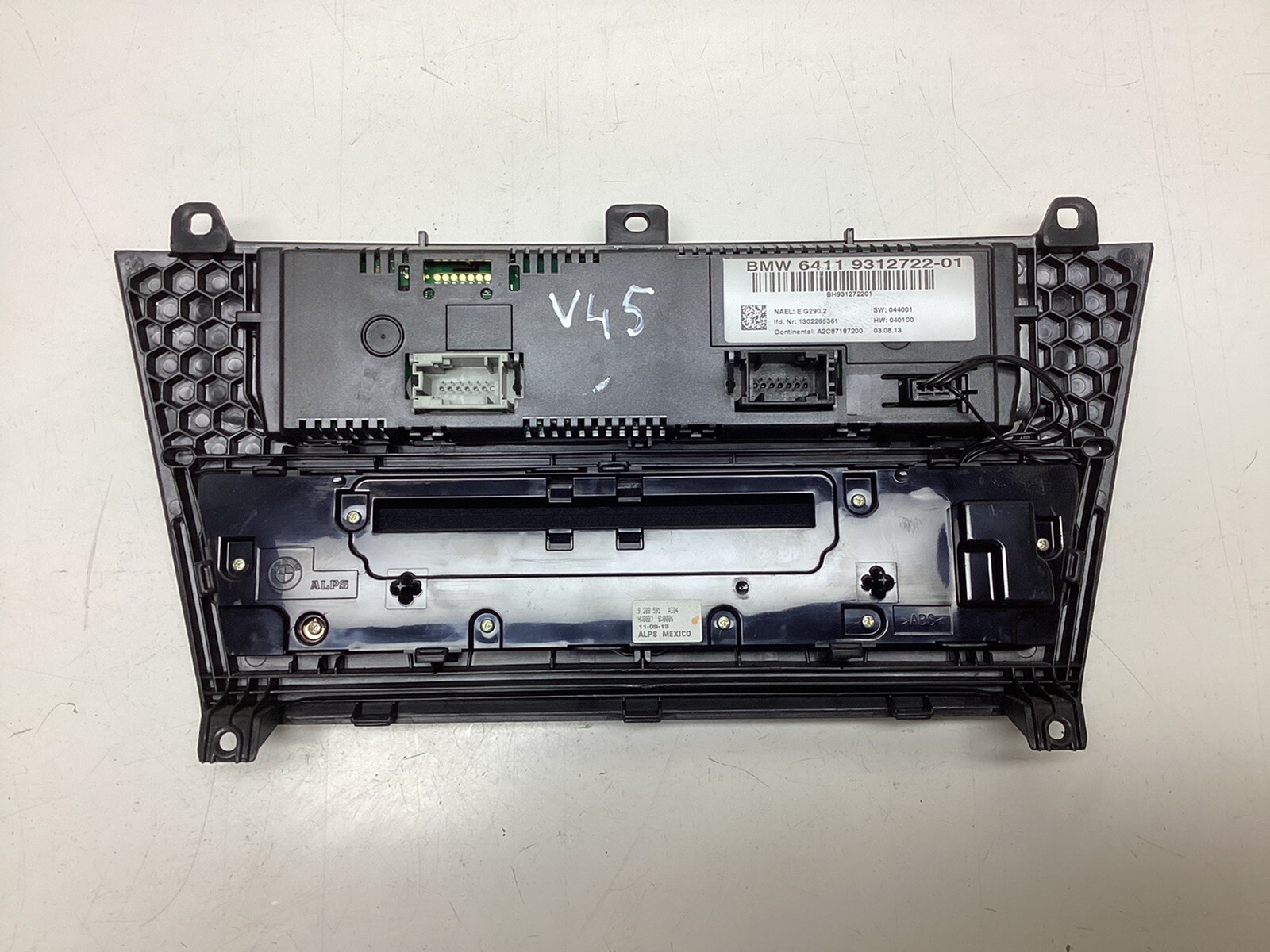 Picture 4 of 5