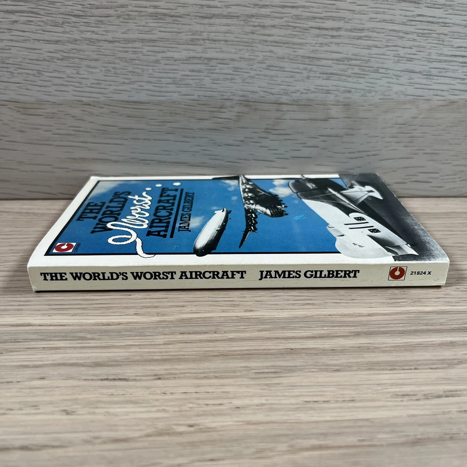 World's Worst Aircraft 1978 Coronet First 1st Ed Illustrated PB James Gilbert - Image 4 of 4