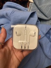 Apple EarPods In Ear Canal Headset - White MNHF2AM/A