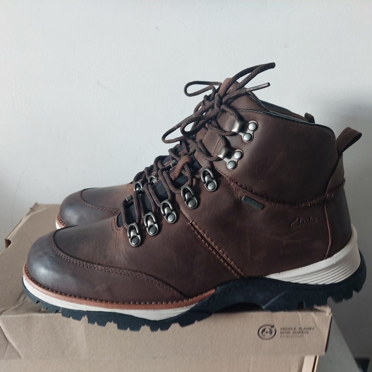 CLARKS TOPTON PINE GTX MENS DARK BROWN LEATHER VICTORIAN STYLE