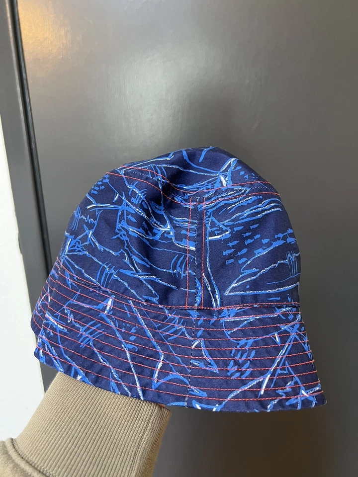 Sombrero cubo tiburón Hanna Andersson niños talla M playa piscina Foto 2 de 4