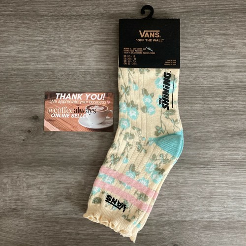 Shining Ruffled Floral Crew Socks 