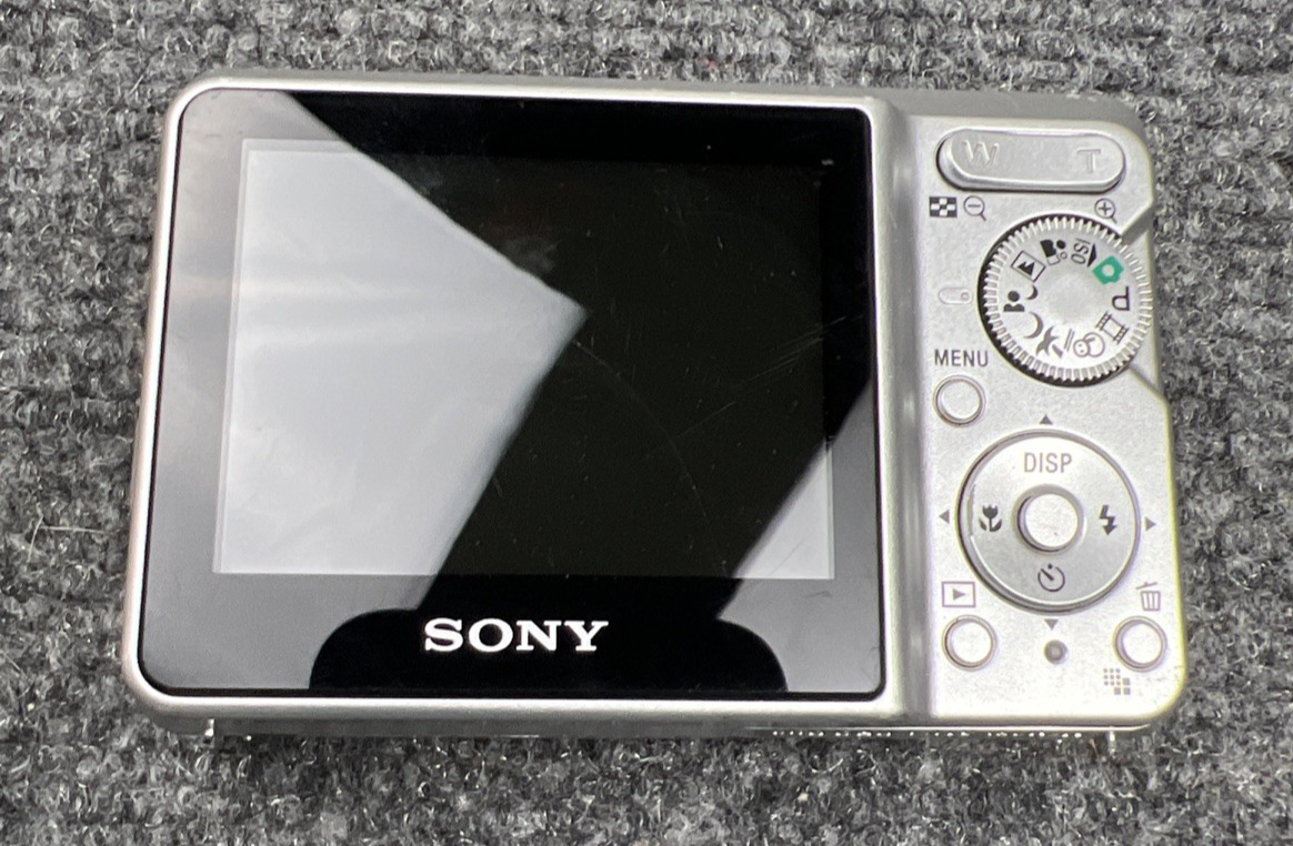 Sony Cyber-Shot DSC-S730 7.2MP Digital Camera FOR PARTS / NOT