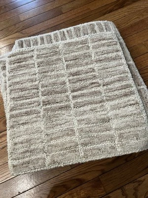 Pottery Barn Handtufted 100% Wool Square 18”x18” Capitola Rug Sample Straw