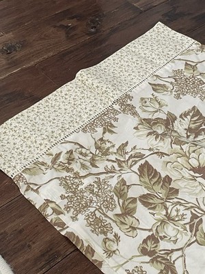 Pair Vintage Standard Pillowcases Laura Ashley Brompton Floral Tan & White Roses