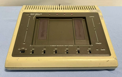 HP Hewlett-Packard 5035T Logic Lab Breadboard for Digital Circuit