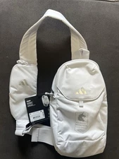Adidas Boston Marathon 2025 129th Sling Bag Gray Zipper Pocket Run Essentials 3