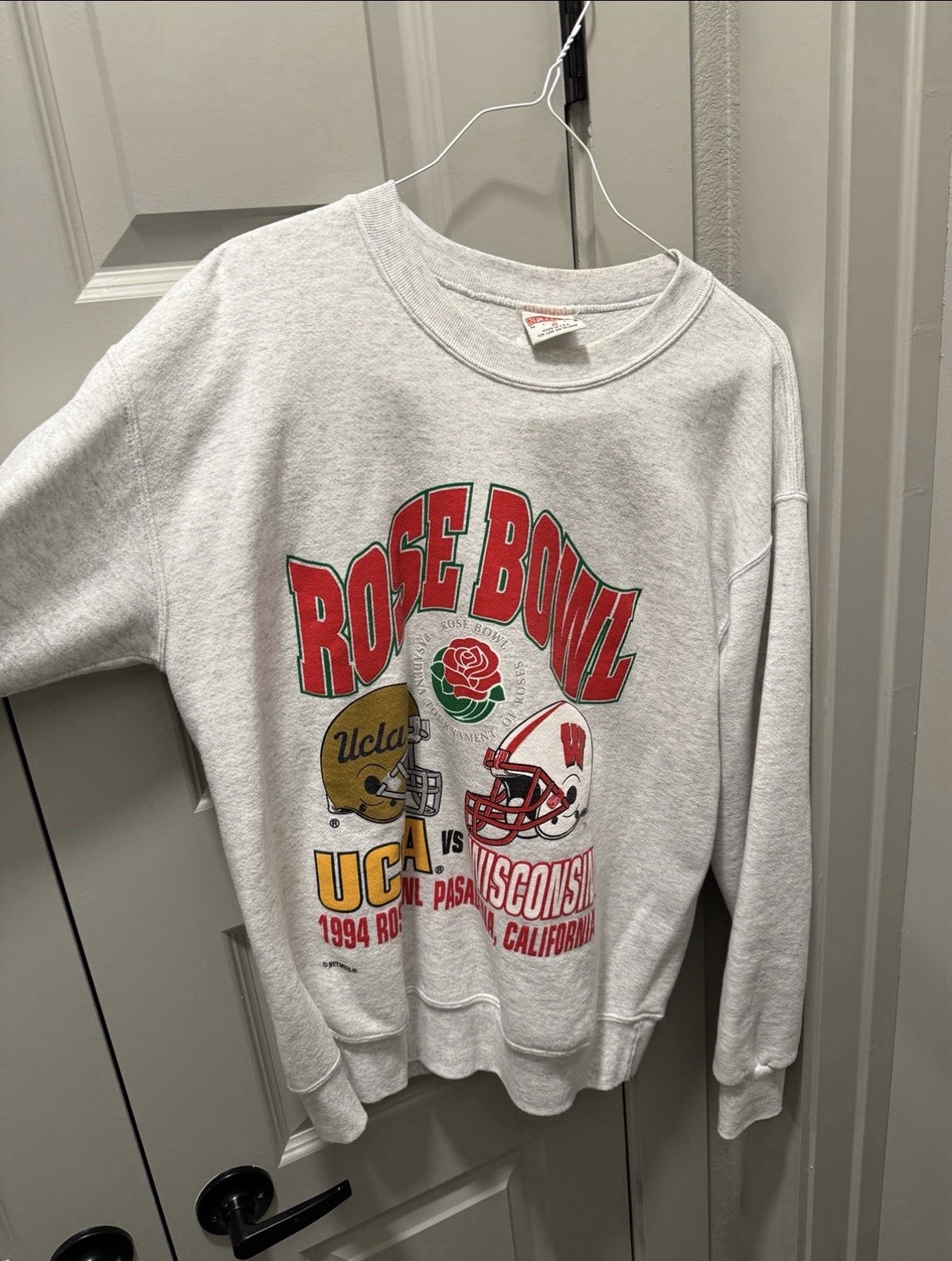 Vintage 1994 Rose Bowl Football Graphic Crewneck