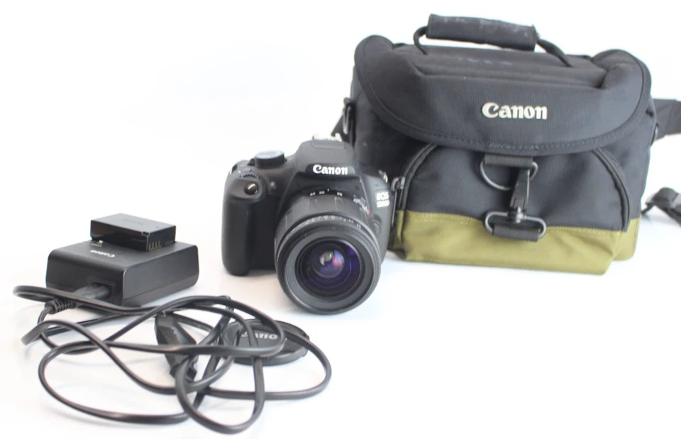 Canon EOS 1200D mit Tamron AF Aspherical 28-80mm / 3,5-5,6 Objektiv Zubehörpaket