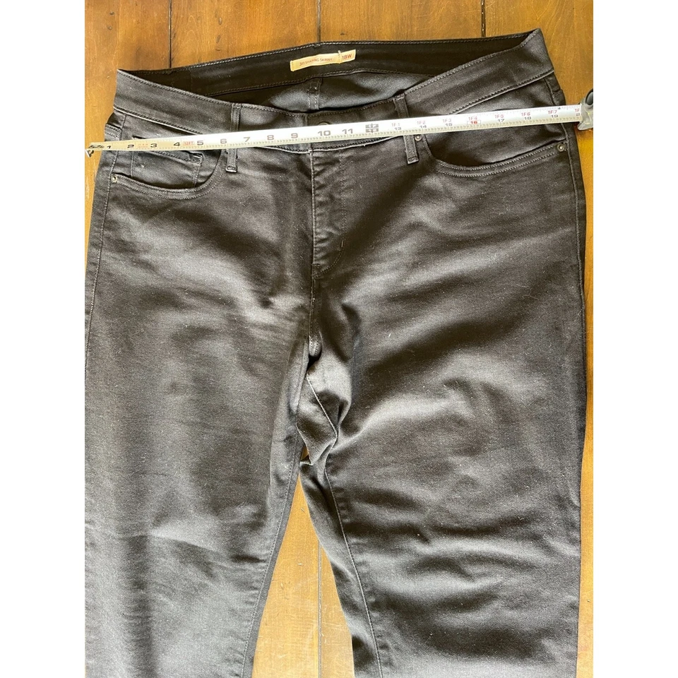 Levi’s 311 Shaping Skinny Jeans Women’s Size 18W Black Stretch Mid Rise Denim - Image 2 of 4