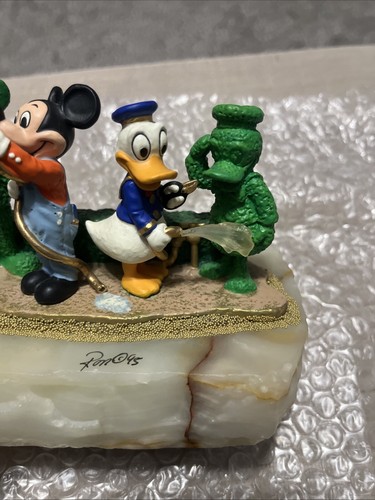 Disney Ron Lee Topiary #14 Mickey Mouse and Donald Duck Signed Figure 4/750 1998 - Picture 4 of 11