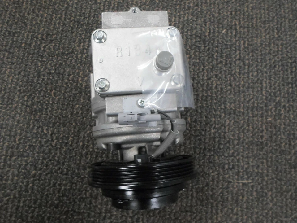 Compresor de aire acondicionado Magneti Marelli Mopar 95-04 Toyota Tacoma 1AMAC00075 Foto 2 de 4