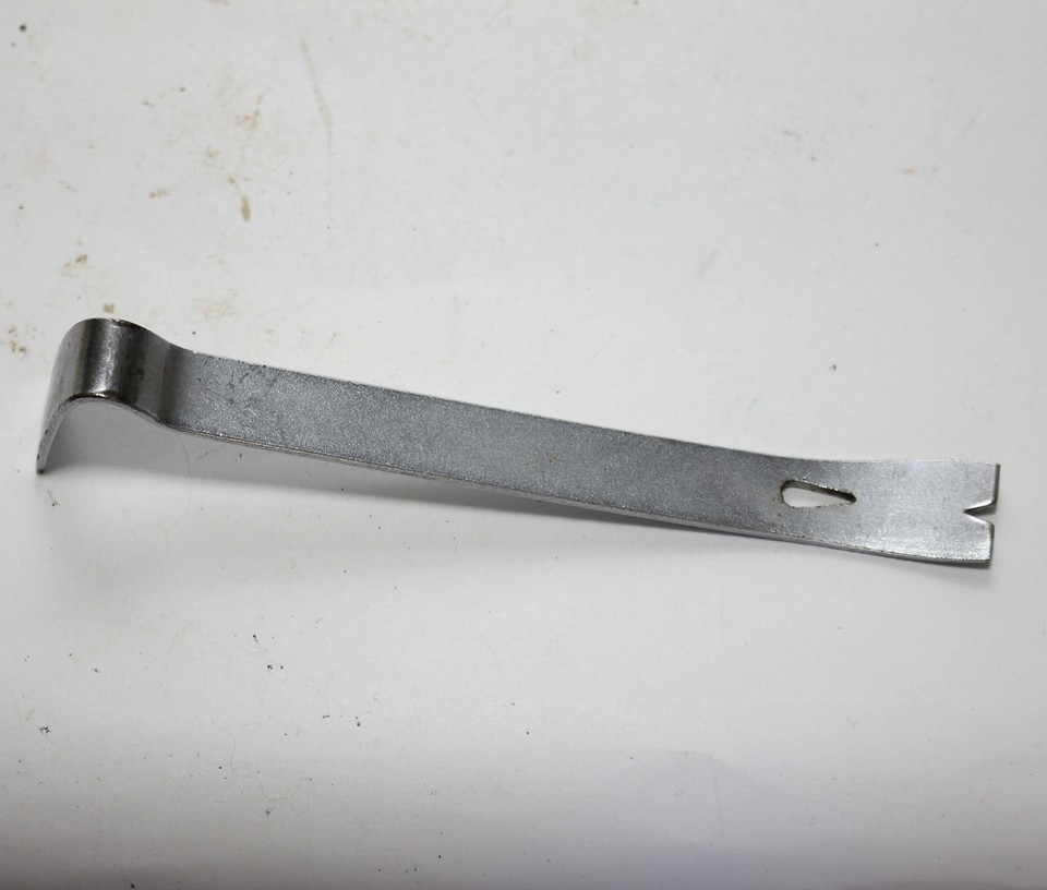 Vintage CRAFTSMAN Crown Logo MINI PRY BAR 5.5" long Made in USA Nice