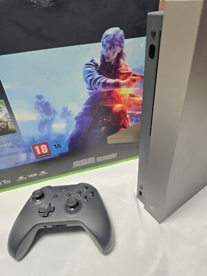 Microsoft Xbox One X 1TB Gold Rush Special Edition Battlefield V Originalverpackt Sehr Gut