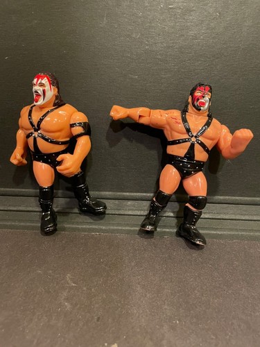 WWF Hasbro Demolition Crush and Smash Action Figur...