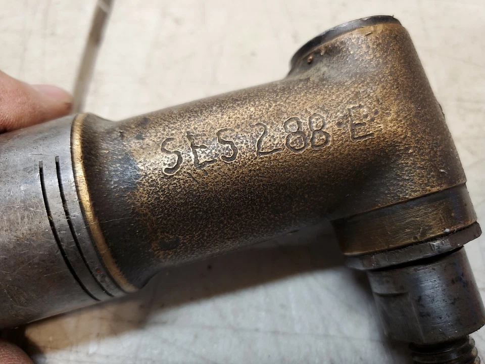 Amoladora angular Chicago Pneumatic 3417 4500 RPM Foto 3 de 4