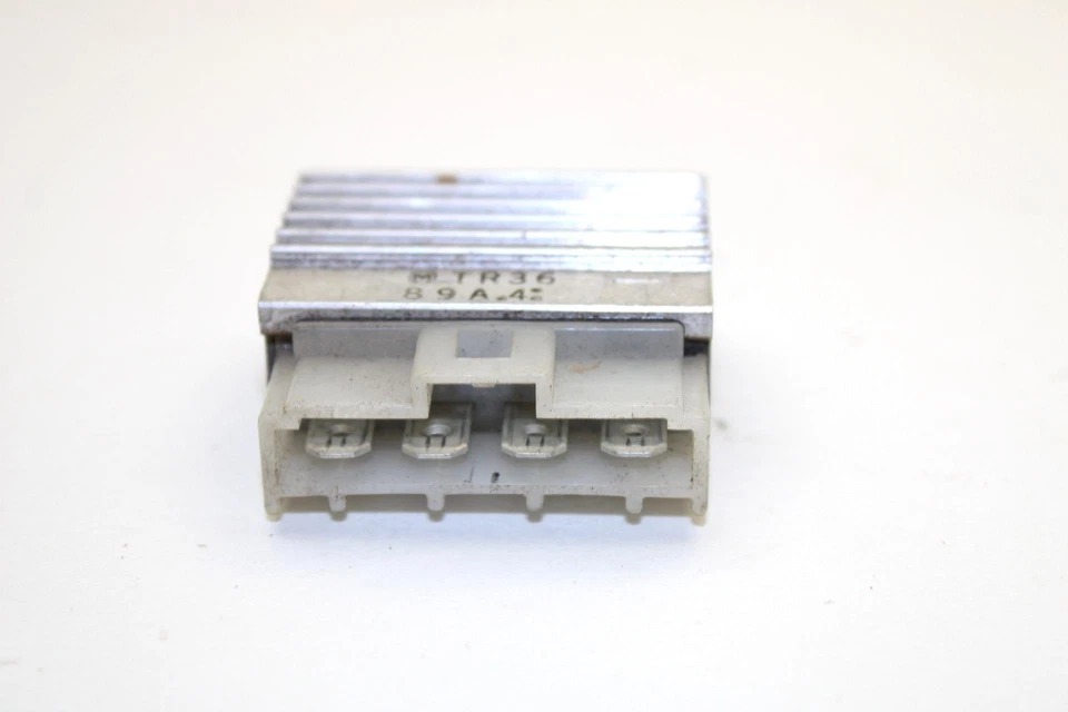 1994 Yamaha Vmax 600 Oem Rectifier Voltage Regulator 89A-81960-00-00 Q2428 - Image 2 of 4