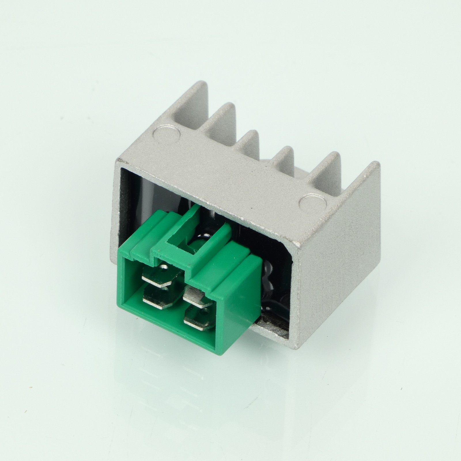 Régulateur redresseur Kyoto 12V redresseur de tension scooter MBK 50 Stunt