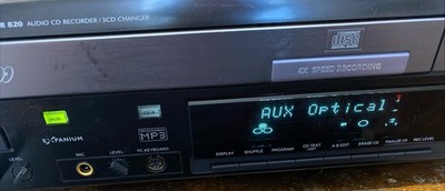 Philips CDR-820 - CD recorder/3CD changer - No Remote , tested GC