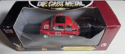 Road Signature 1/18 1963 Fiat Abarth 695SS.