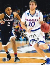 SVIATOSLAV MYKHAILIUK signed (KANSAS JAYHAWKS) 8X10 photo BECKETT BAS BW54549