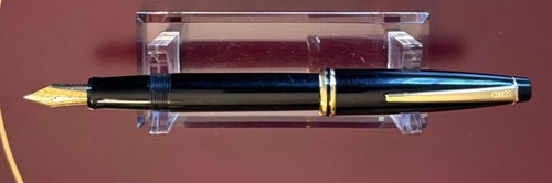 Vintage A.T. Cross Solo Classic Fountain Pen | Black Lacquer & Gold Tone | Fine
