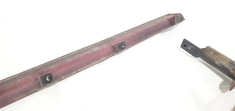 Completo con soportes tiene daños parachoques trasero OEM 1984 1988 BMW 325E Foto 4 de 4