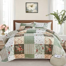 Patchwork Quilt Set Full/Queen Size, 3 Pieces Green Floral Plaid Summer