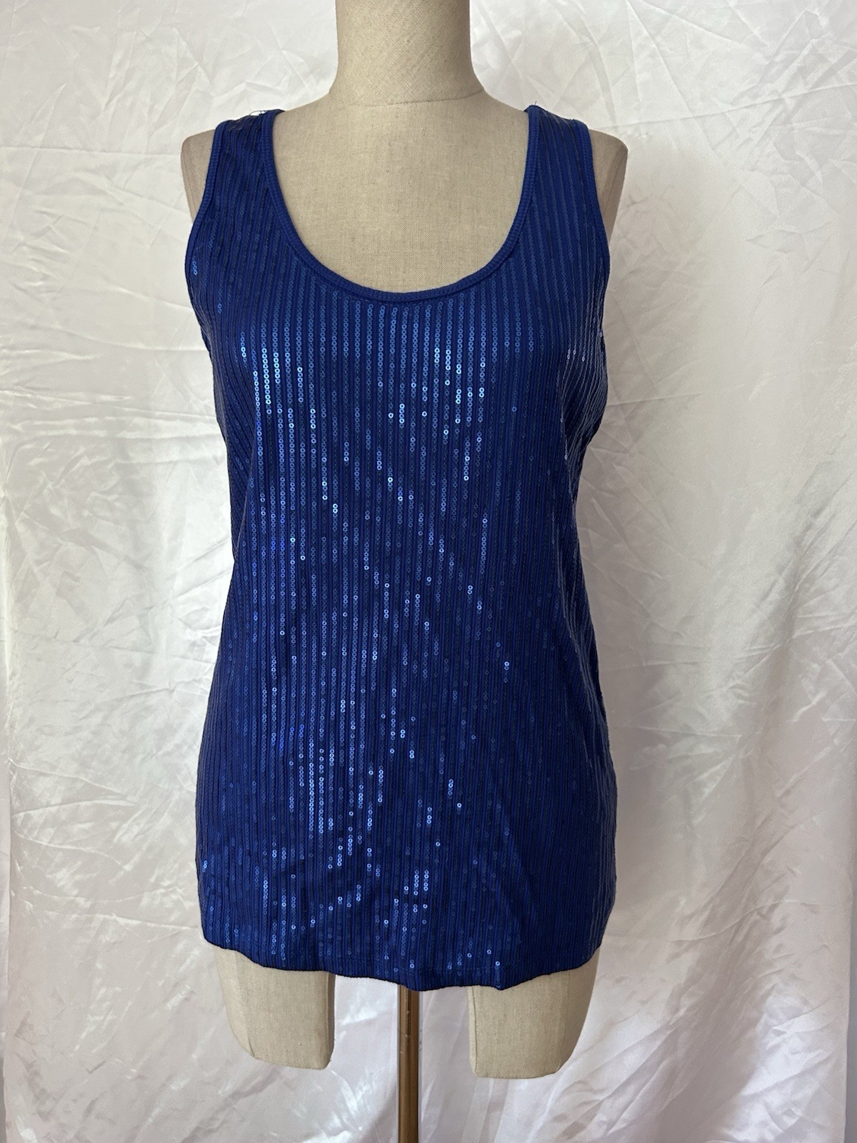 Valerie Bertinelli Size Large Blue Sequenced Front Tank Top Blue Sleeveless Top