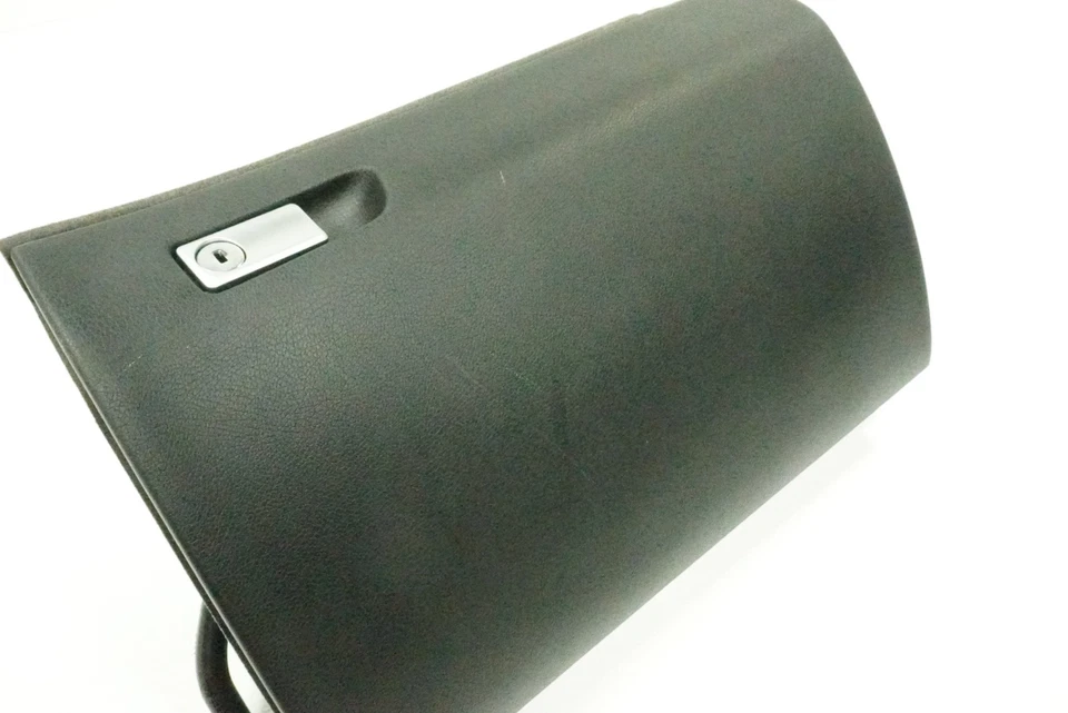 2013 - 2016 MERCEDES GL550 GL450 X166 DASHBOARD GLOVE BOX COMPARTMENT BLACK OEM - Image 3 of 4