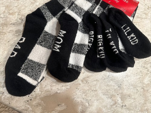 Holiday Family Socks 4 Pair Set Christmas Plush Black White Buffalo Plaid B147 - Picture 2 of 4