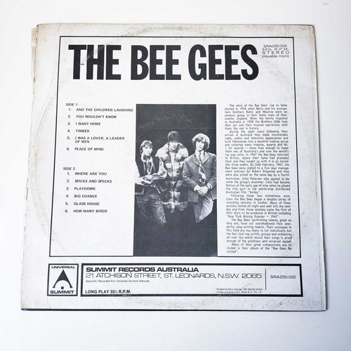 BEE GEES - BEE GEES VINYL LP COMPILATION ALBUM | UNIVERSAL SUMMIT 1972 POP VOCAL - Picture 2 of 9