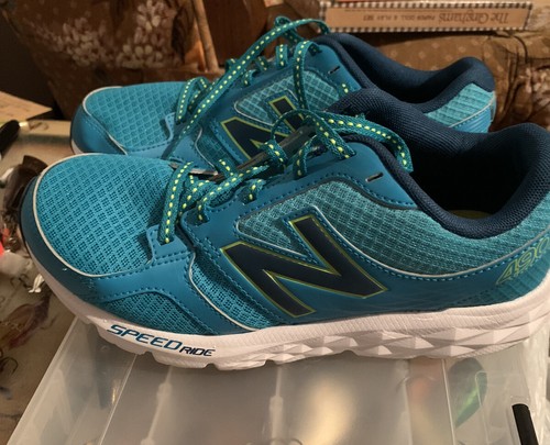 NEW BALANCE 490 V3 ATHLETIC SHOES SIZE 