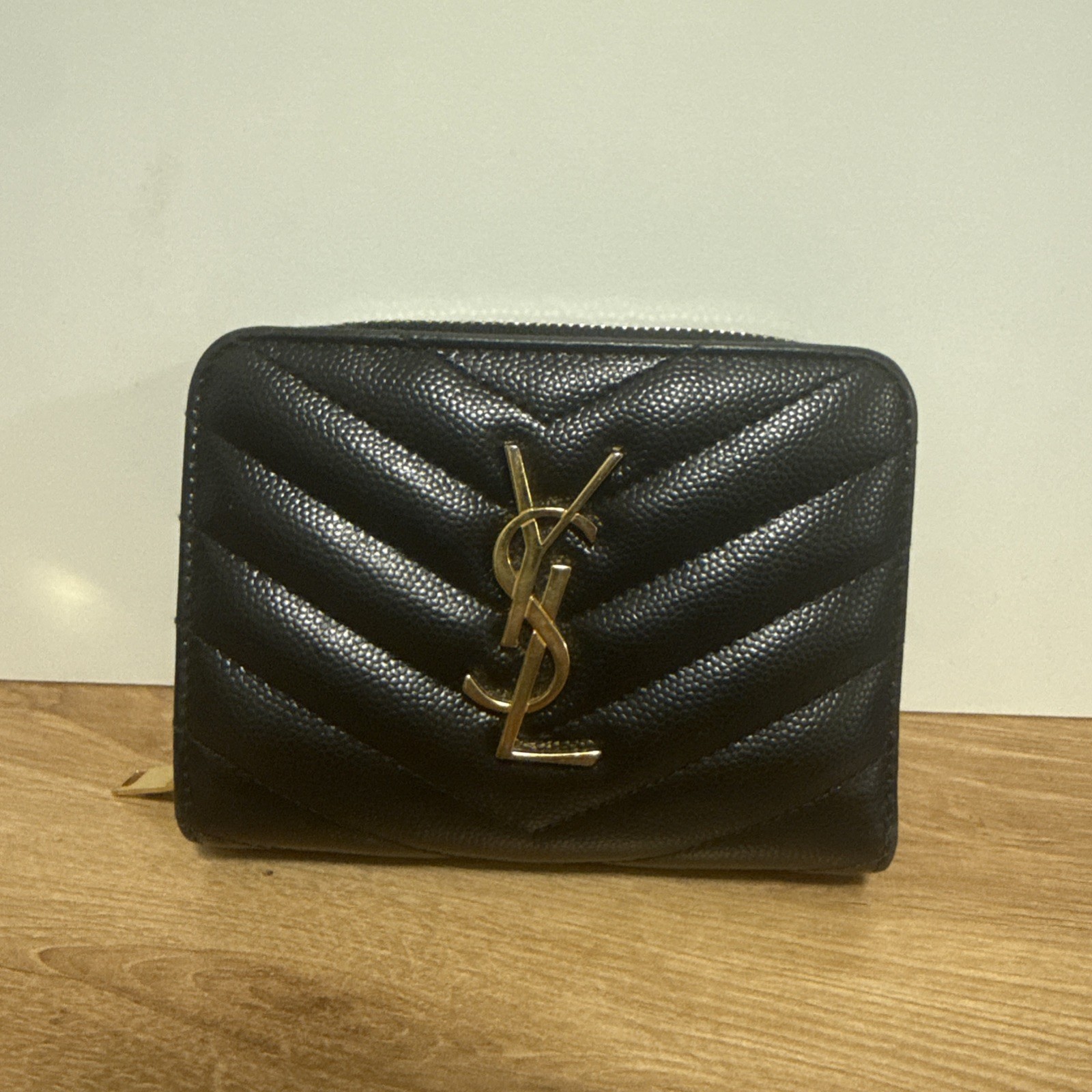 Saint Laurent CASSANDRE MATELASSE Compact Zip-Around Wallet