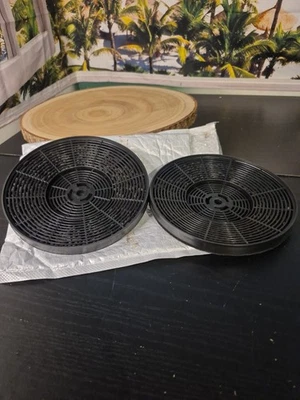 runde Aktivkohlefilter für Küchen-Dunstabzugshauben. 2 Stück - Bild 1 von 4