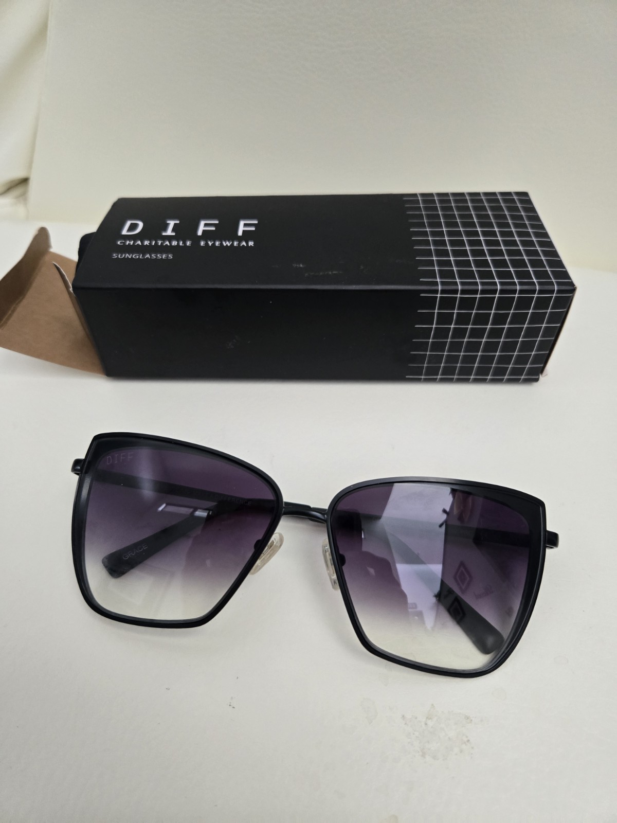 Diff Sunglasses (Grace) - image 2