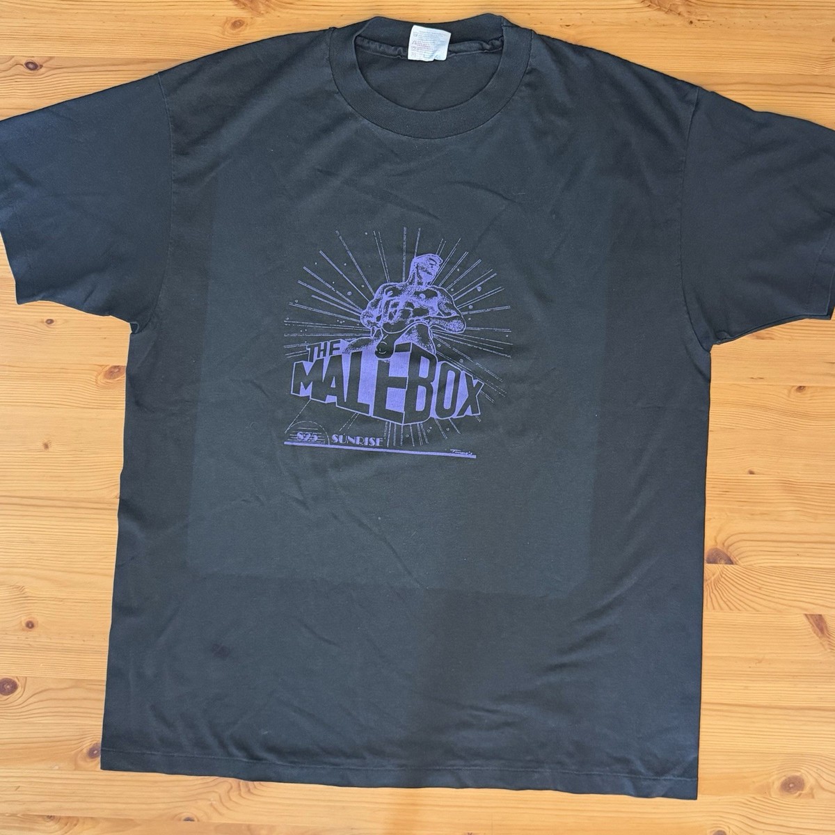 Vintage 90s The Male Box Gay Bar Lounge 825 Sunrise T-Shirt (Black - XL) Men