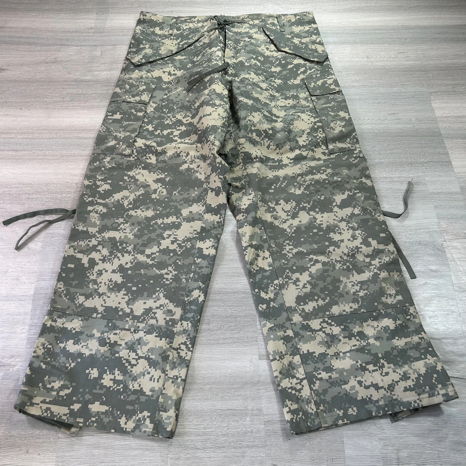 Military Cold Weather Trousers Pants Mens 34x32 Green Camo Waterproof