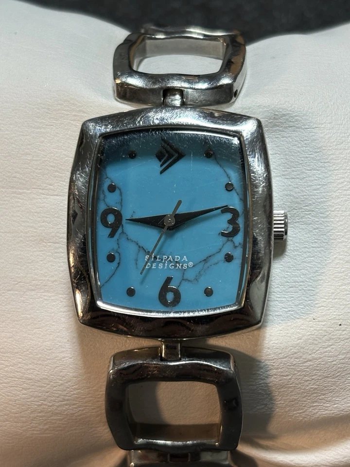 Reloj para mujer todo acero inoxidable de diseño Silpada tono plata, esfera turquesa Foto 2 de 4