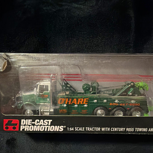 Die-Cast Promotions 1:64 Kenworth T800 Day Cab Tow Truck DC O’Hare