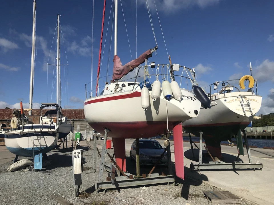 Nicholson 303 Sailing Yacht - Image 3 of 4
