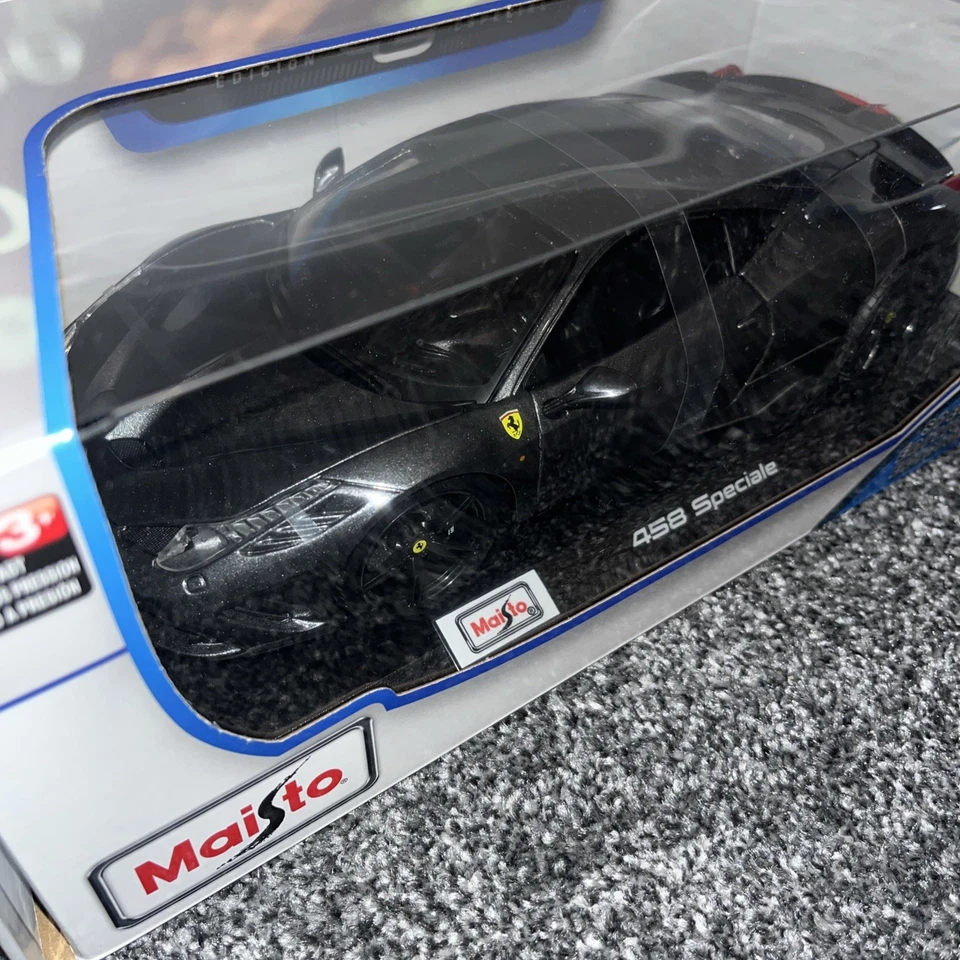 NUEVO Maisto - Ferrari 458 Edición Especial Especial - Blu Swaters Envío y devolución gratuitos 1:18 Foto 3 de 4