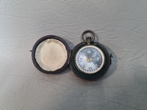Antique Pivot Pocket Compass W Singers Patent Design With Manual Transit Lock  - Picture 1 of 12