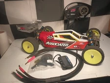 ARTR TEAM ASSOCIATED  B6.2 RACING BUGGY REEDY BRUSHLESS ESC MOTOR & SAVOX SERVO