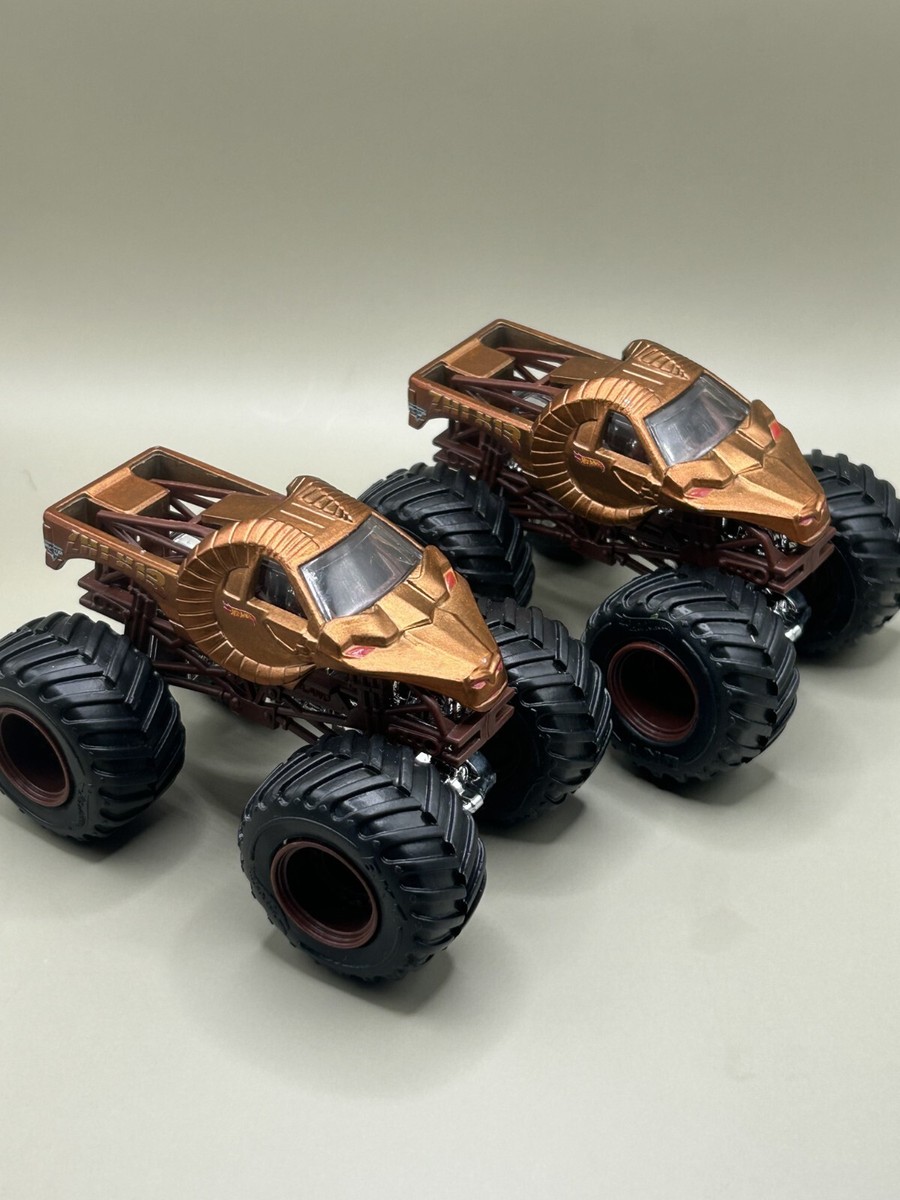 HOT WHEELS MONSTER JAM ZH1 X13 ZOMBIE HUNTER RAM MONSTER TRUCK 1