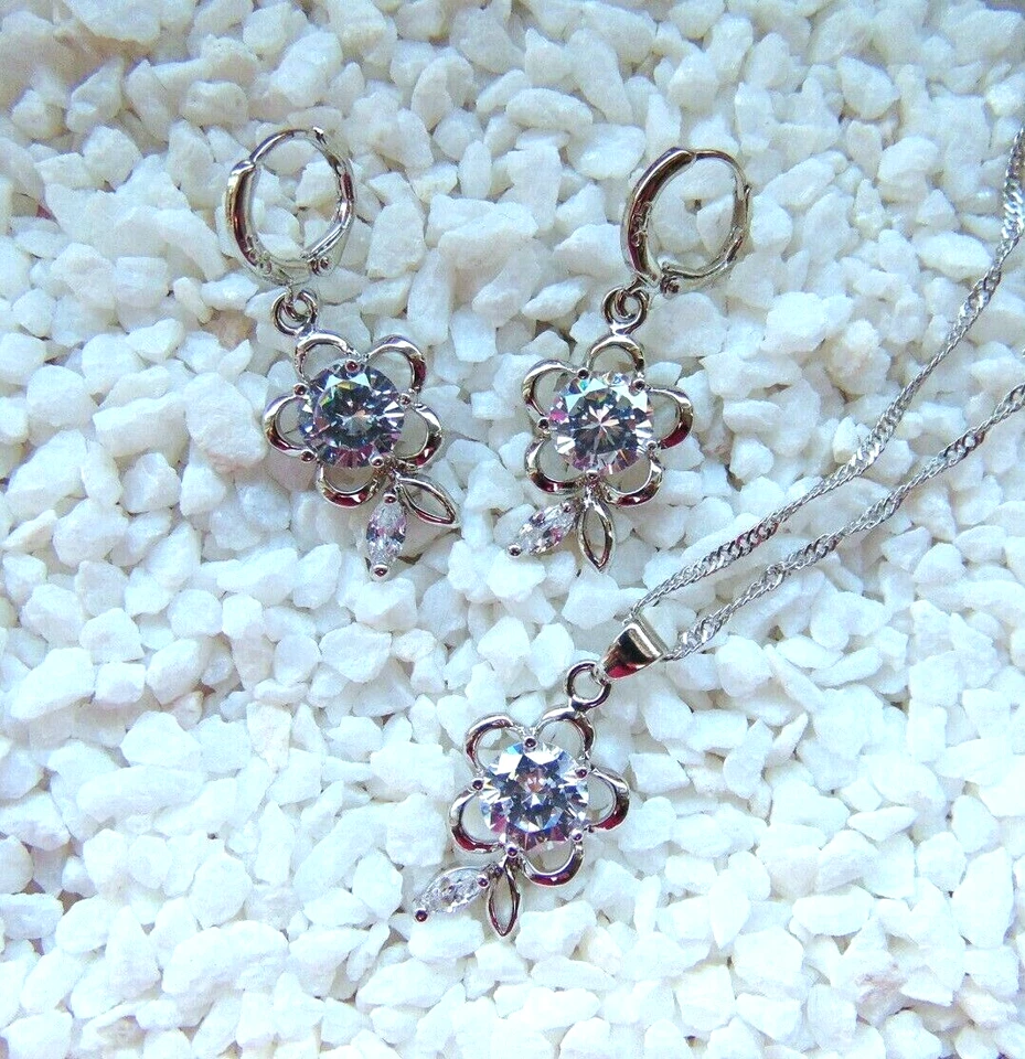 925 Silber Schmuck Set Blumen Strauß Zirkon  Kette Anhänger Creolen neu - Bild 3 von 4